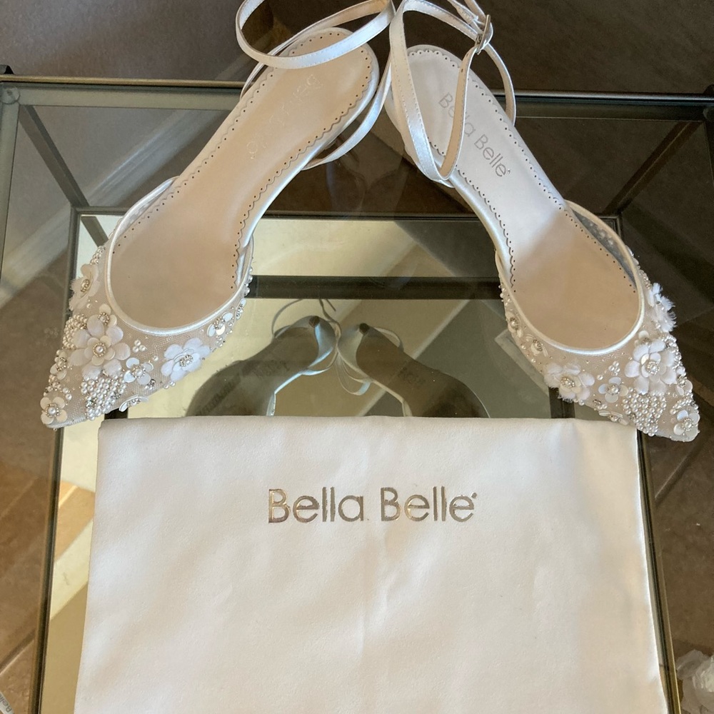 ROSA IVORY
Floral Pearl Beaded Wedding Shoes Low Heel
